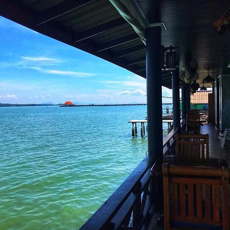 เดอะ แมงโกรฟ โอลด์ทาวน์ Hotel เกาะลันตา ภายนอก รูปภาพ