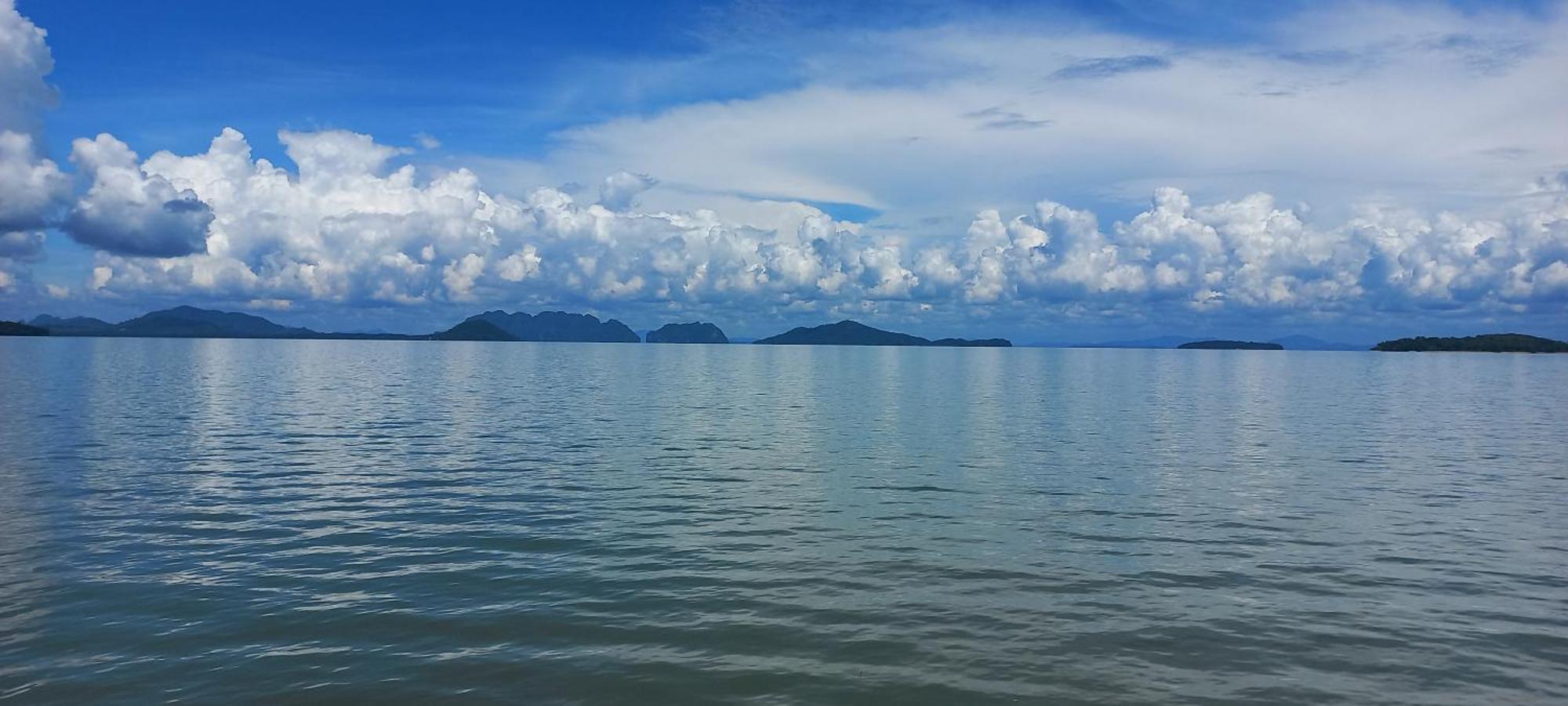 เดอะ แมงโกรฟ โอลด์ทาวน์ Hotel เกาะลันตา ภายนอก รูปภาพ