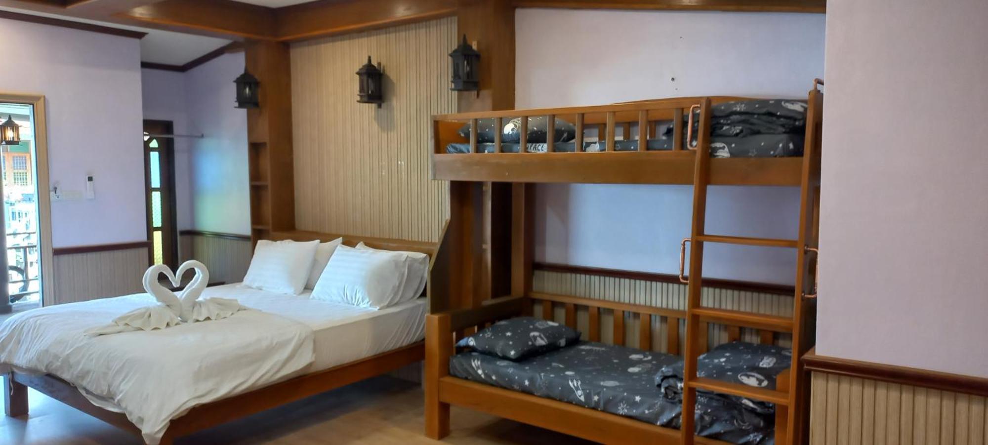 เดอะ แมงโกรฟ โอลด์ทาวน์ Hotel เกาะลันตา ภายนอก รูปภาพ