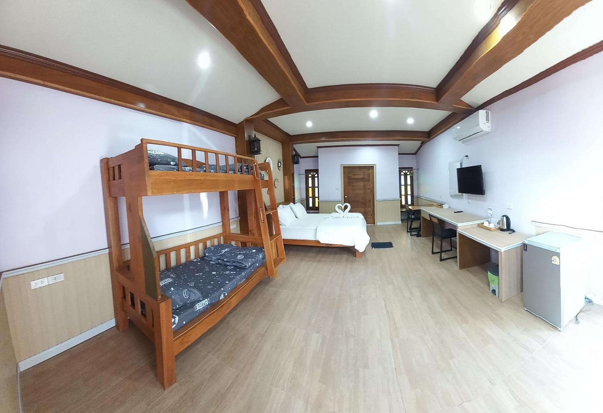 เดอะ แมงโกรฟ โอลด์ทาวน์ Hotel เกาะลันตา ภายนอก รูปภาพ